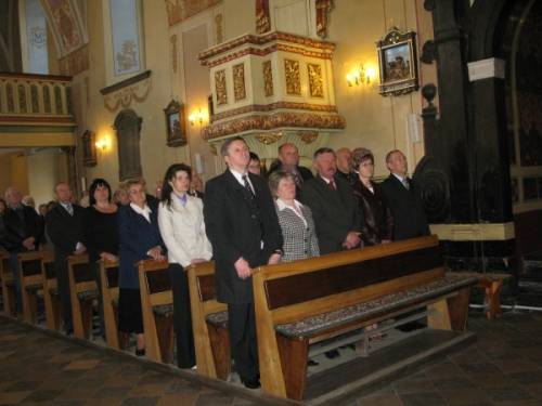 W mszy i koncercie wzięli udział zaproszeni goście oraz mieszkańcy gminy Żarki.