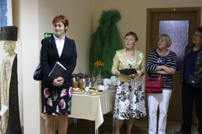 Pierwsza z lewej dyrektor CZeskiego Centrum Pavla Foglova, pracownik żareckiego magistratu Katarzyna Kulińska-Pluta, sekretarz Barbara Major oraz mieszkanka Żarek Wacława Bubel.